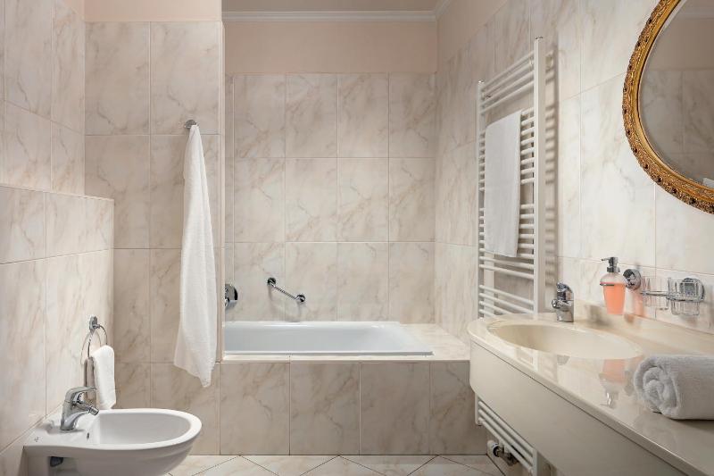 Humboldt Park Hotel & Spa - image 2