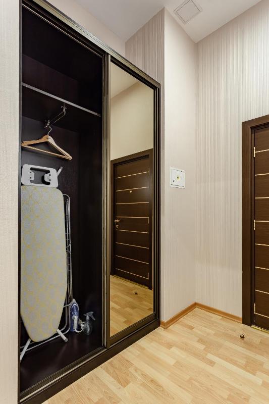 One-Bedroom Apartment image 3