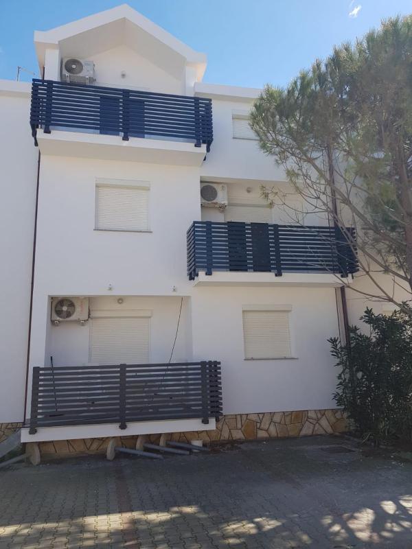 Apartments Nada - image 9
