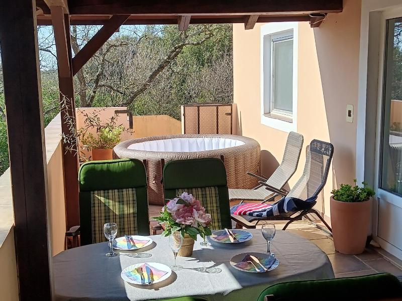 Apartment Simona - Extra comfort with large terrace and jacuzzi - image 12