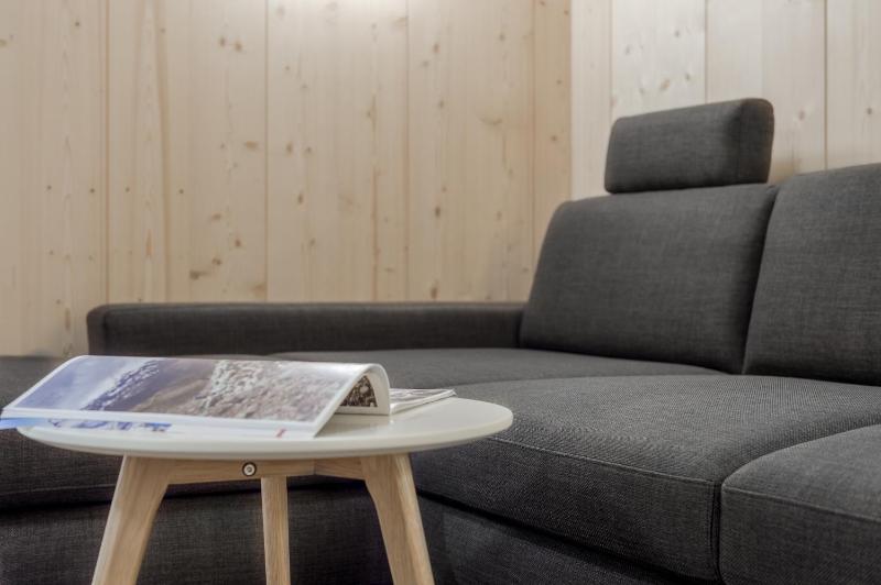 One-Bedroom Apartment image 3