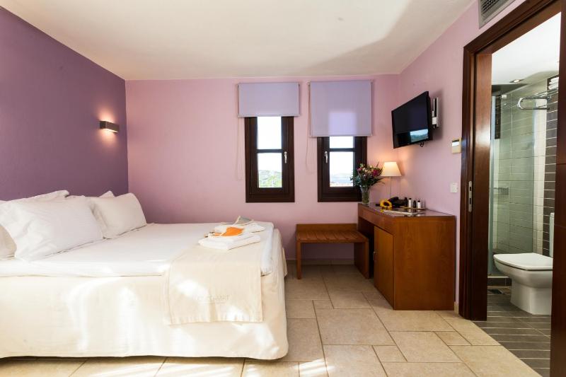 Triple Room image 2
