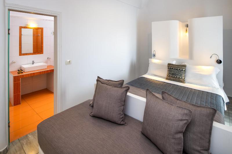 Superior Double Room image 1
