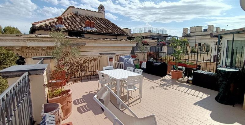 Terrace Apartment On The Monuments Of Rome - image 11