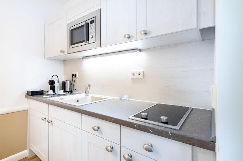 Standard - Suite image 3