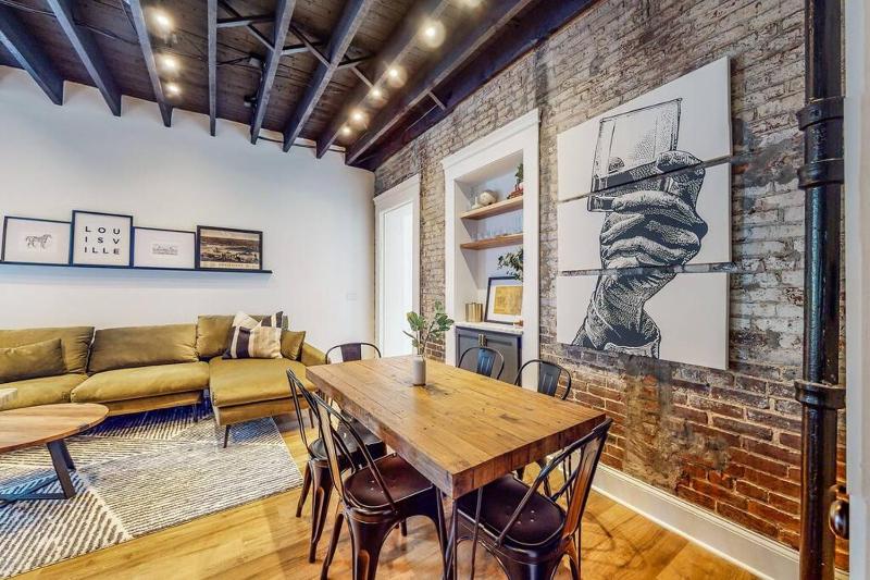 Luxury Home Close to Nulu Downtown 4th w Kings - image 11