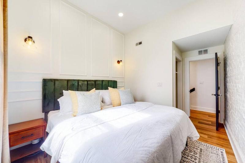 Luxury Home Close to Nulu Downtown 4th w Kings - image 22