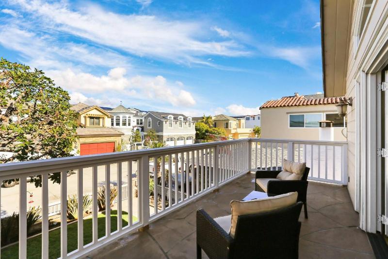 821 West Bay Avenue - image 36