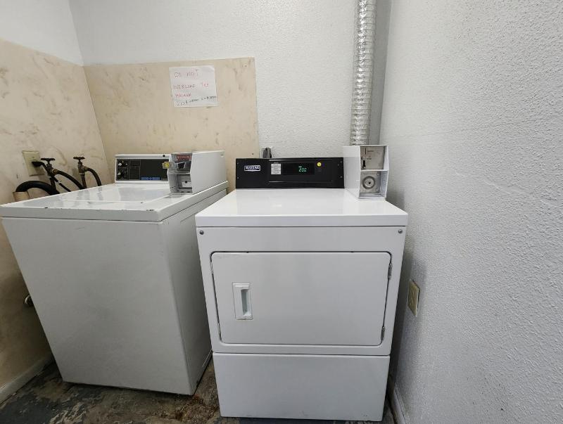 Express Inn Hobby Airport - image 22
