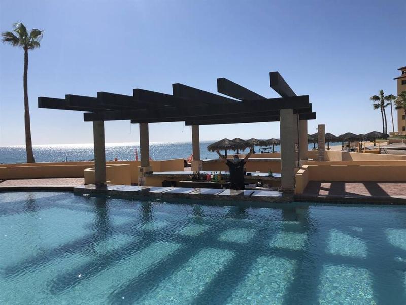 Sandy Beach Princesa A103 Ocean Front Resort - image 27
