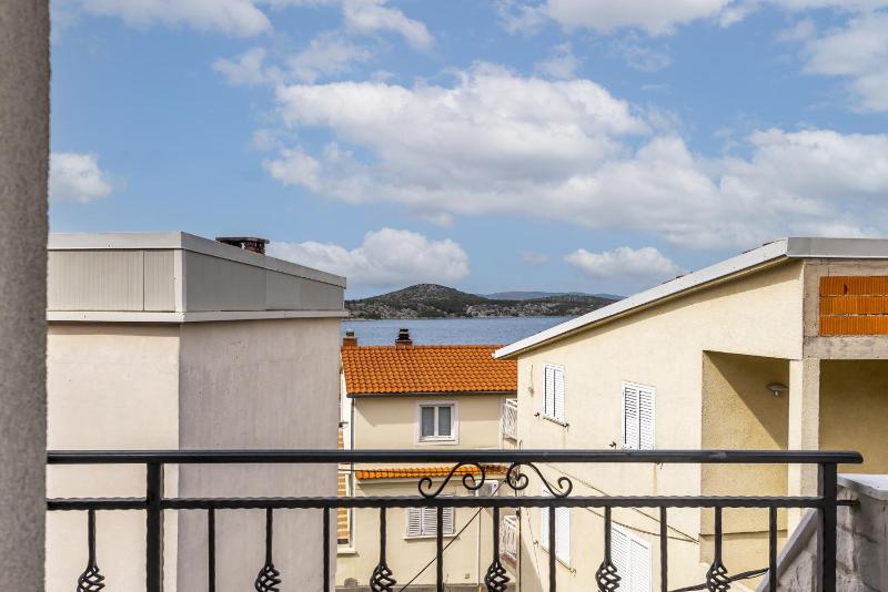 Apartments with parking space Sibenik - 21075 - image 17