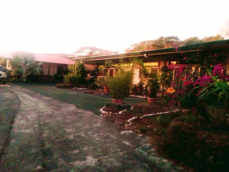 Serene Lodge Retreat in San Isidro de Grecia Costa Rica - image 6