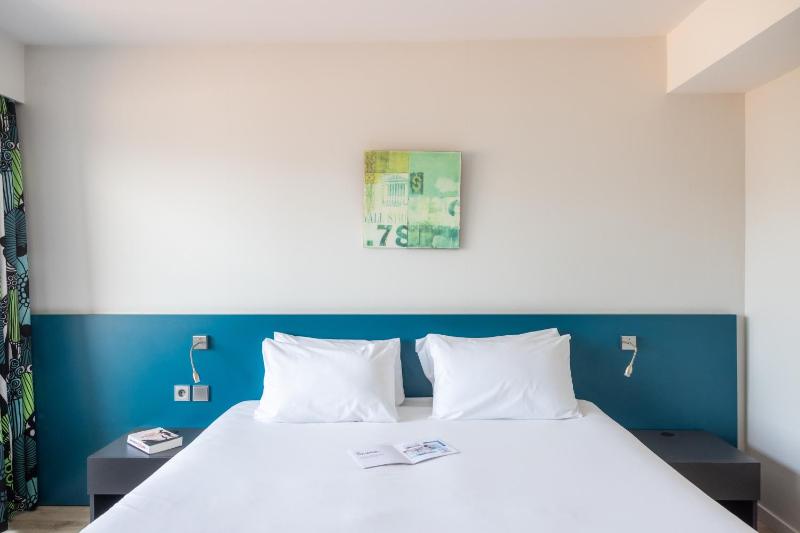 Double Room with Balcony - Access to the Spa image 4