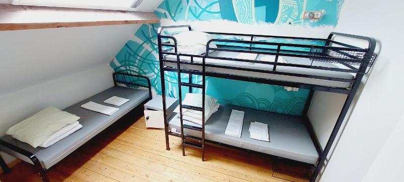 Triple Room with Bathroom image 4