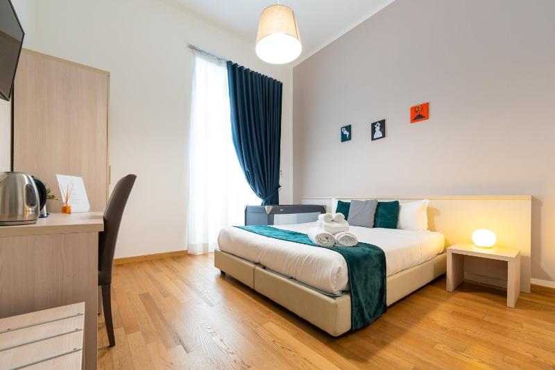 Double or Twin Room image 2