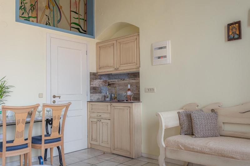 Double Room with Sea View image 3