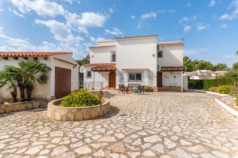 Villa Chaniris - Plusholidays - image 37