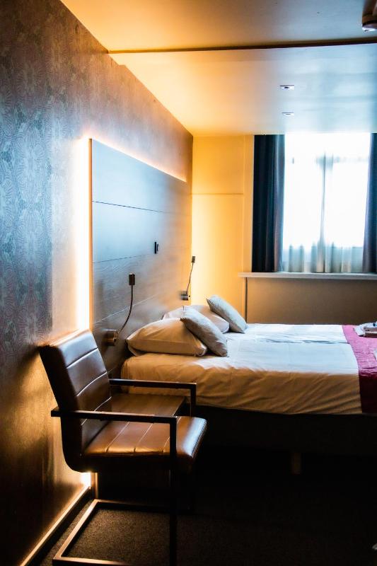 Budget Double Room image 2