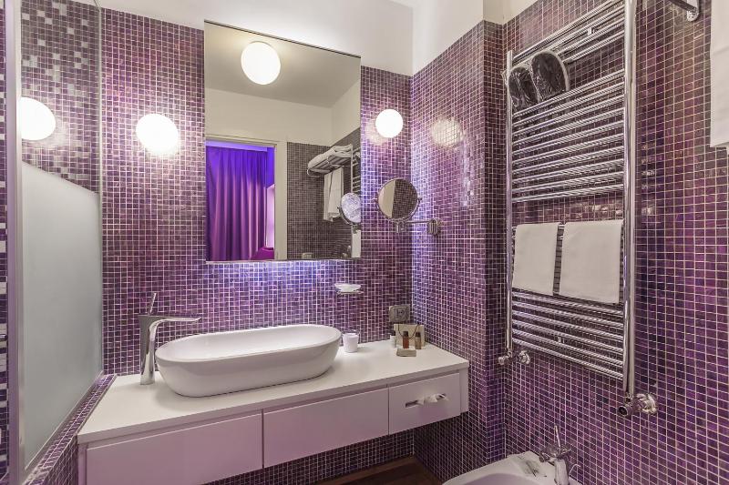 Deluxe Double Room image 4