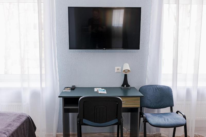 Standard Triple Room image 4