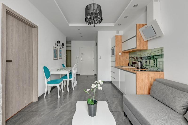 Apartament Molo - ACCO RENT - image 13