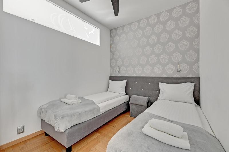 Apartament Molo - ACCO RENT - image 10