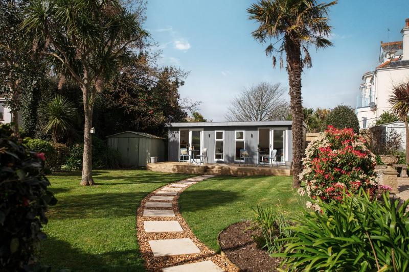 Gyllyngvase House - image 33