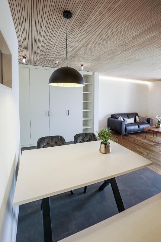 Studio with Lake View image 2