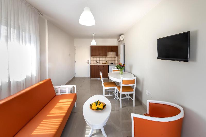 Mia Hotel Apartment - image 16