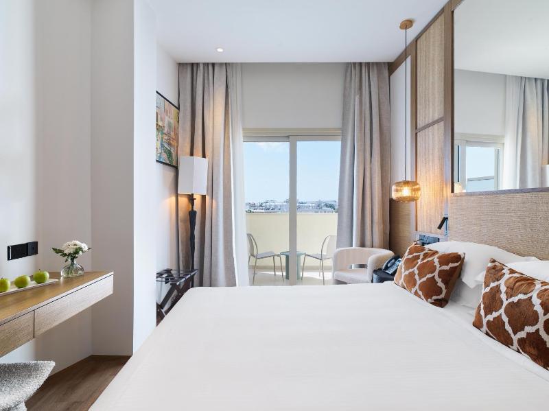 Executive Room City View with Business Lounge Access image 1