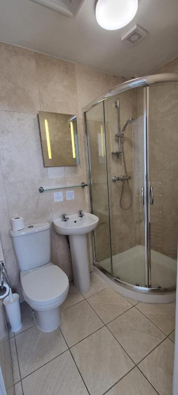 Standard Double Room image 4