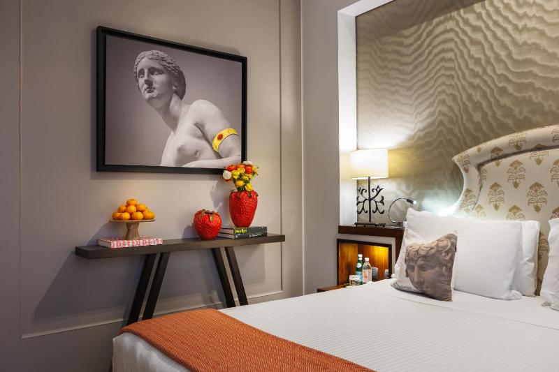 Superior Double Room image 4