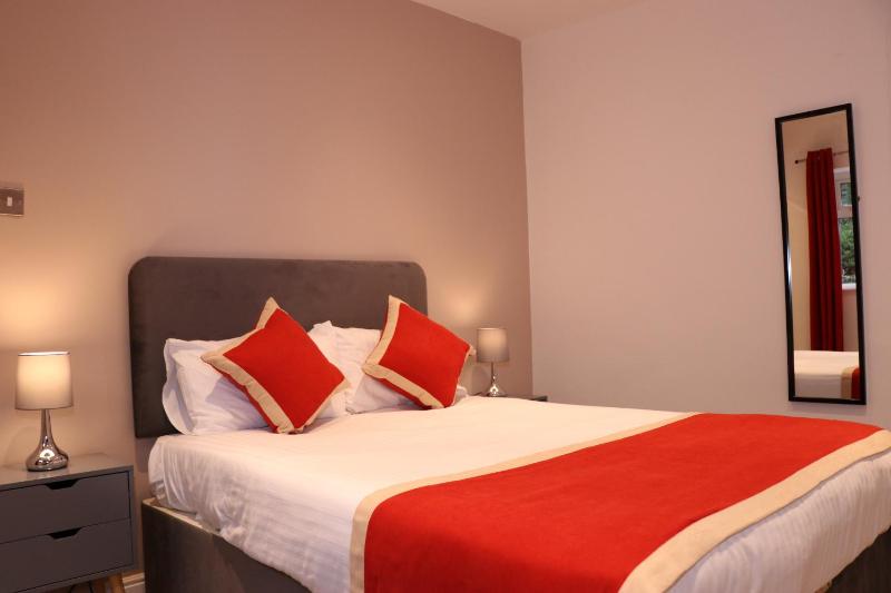 Deluxe Double Room with Shower image 3