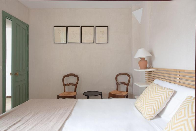 Hommyhome Castellar Luxury - image 14