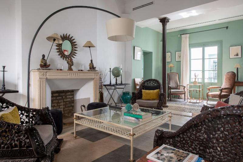 Hommyhome Castellar Luxury - image 6