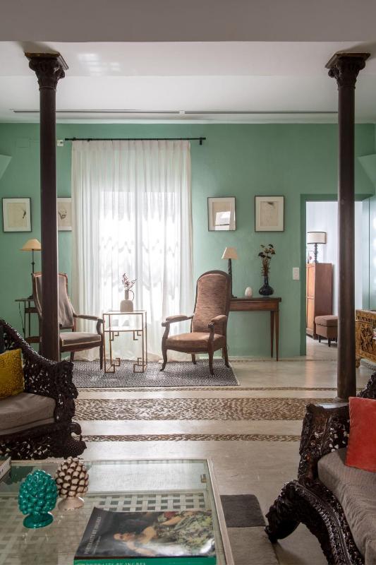 Hommyhome Castellar Luxury - image 2