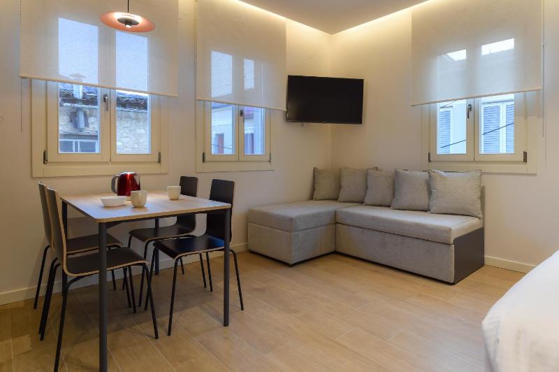 Zalo Urban Living Spaces - image 4