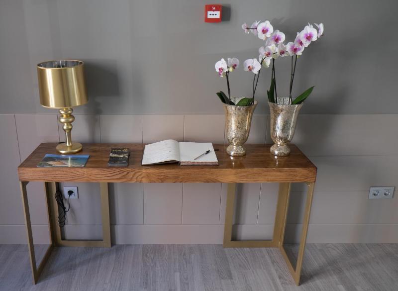 Hotel Art Santander - image 7