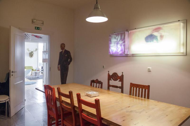 Lisbon Lounge Hostel - image 8