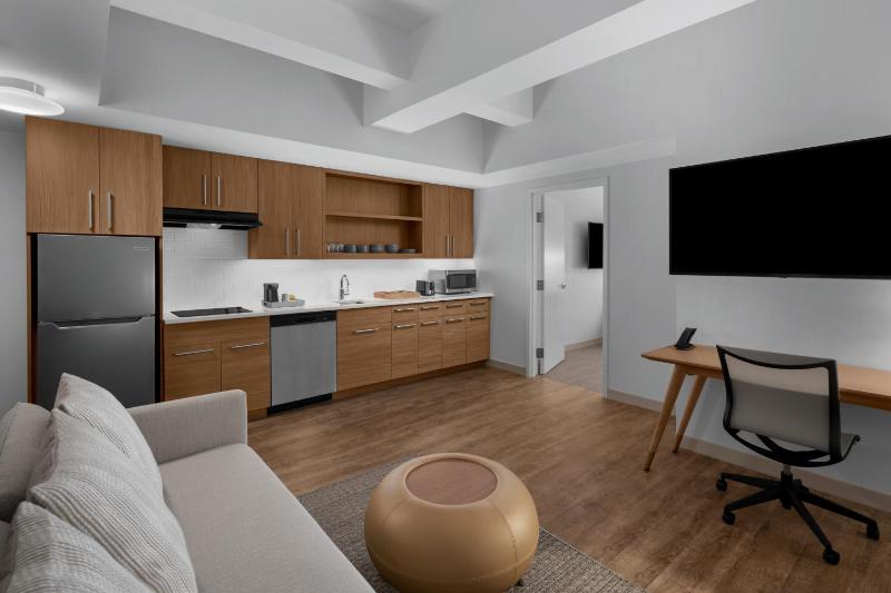 Element by Marriott San Antonio Riverwalk - image 8