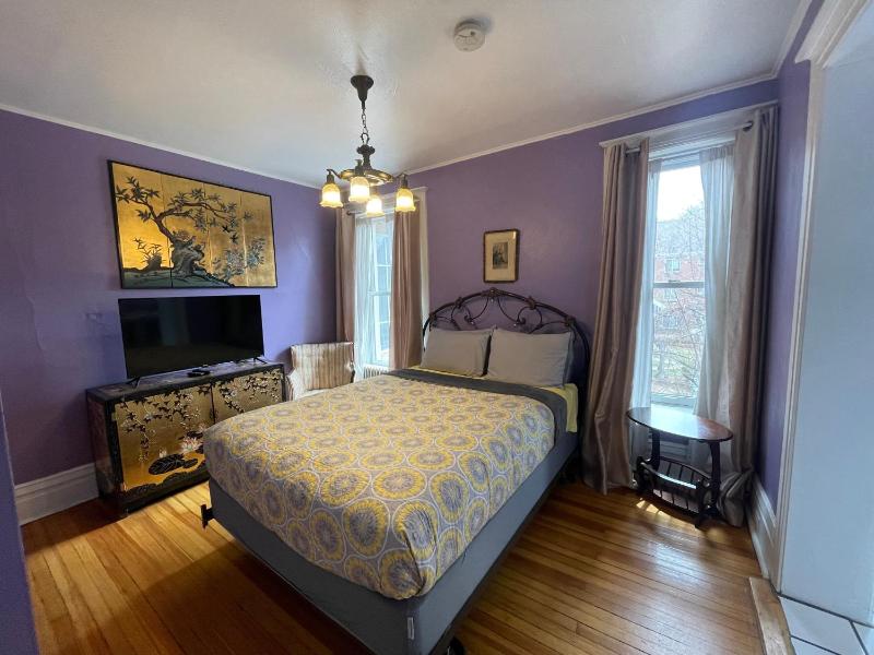 The Holiday Chalet Victorian - image 34