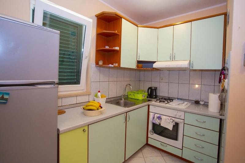 Apartments with parking space Makarska - 20626 - image 26