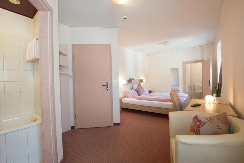 Superior Double Room image 2