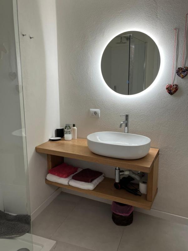 Double Room image 4