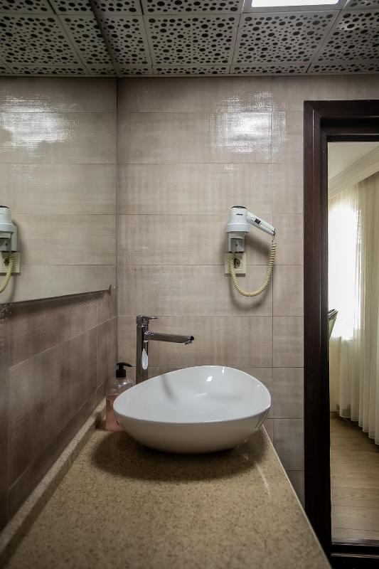 Triple Room image 2