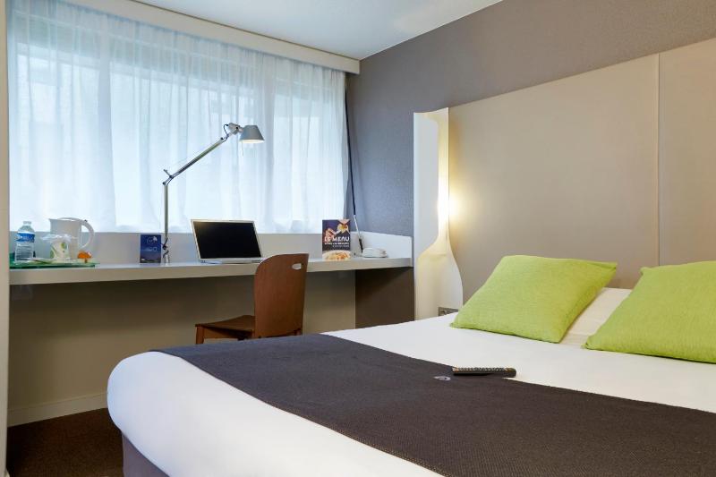 One Double Bed  One Junior Bed (Up To One0 Years) - Room Next Generation image 2
