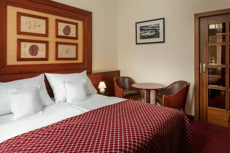 Comfort Double or Twin Room with Wellness Access image 3