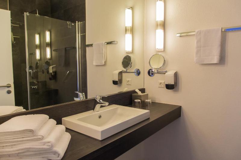 Studio Apartment image 3
