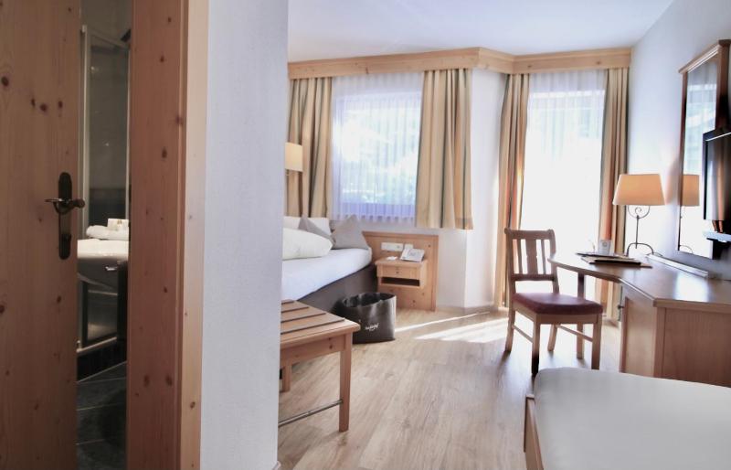 Single Room image 1