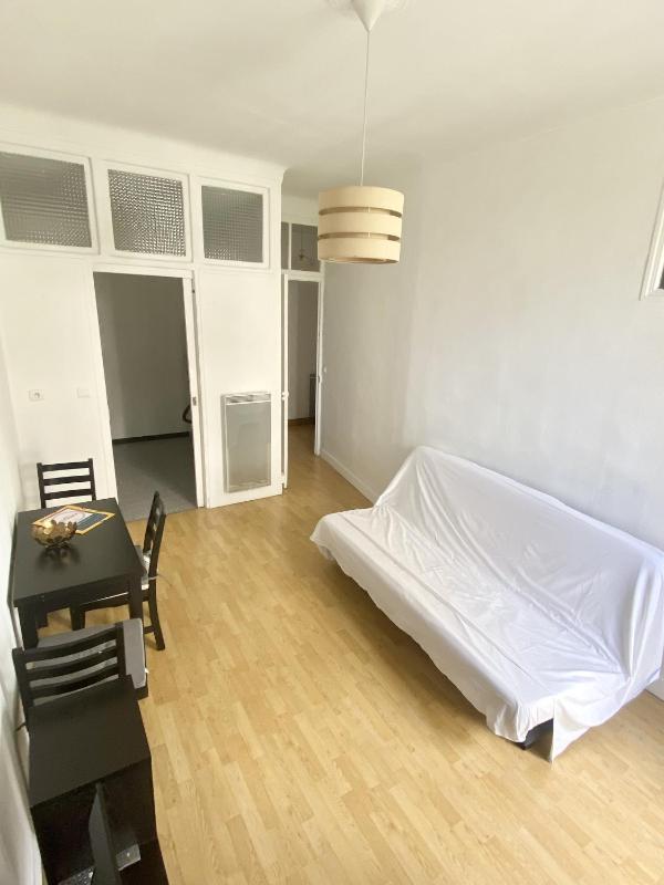 Apartment with Balcony image 4